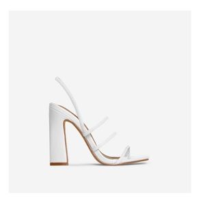 Square toe block heel